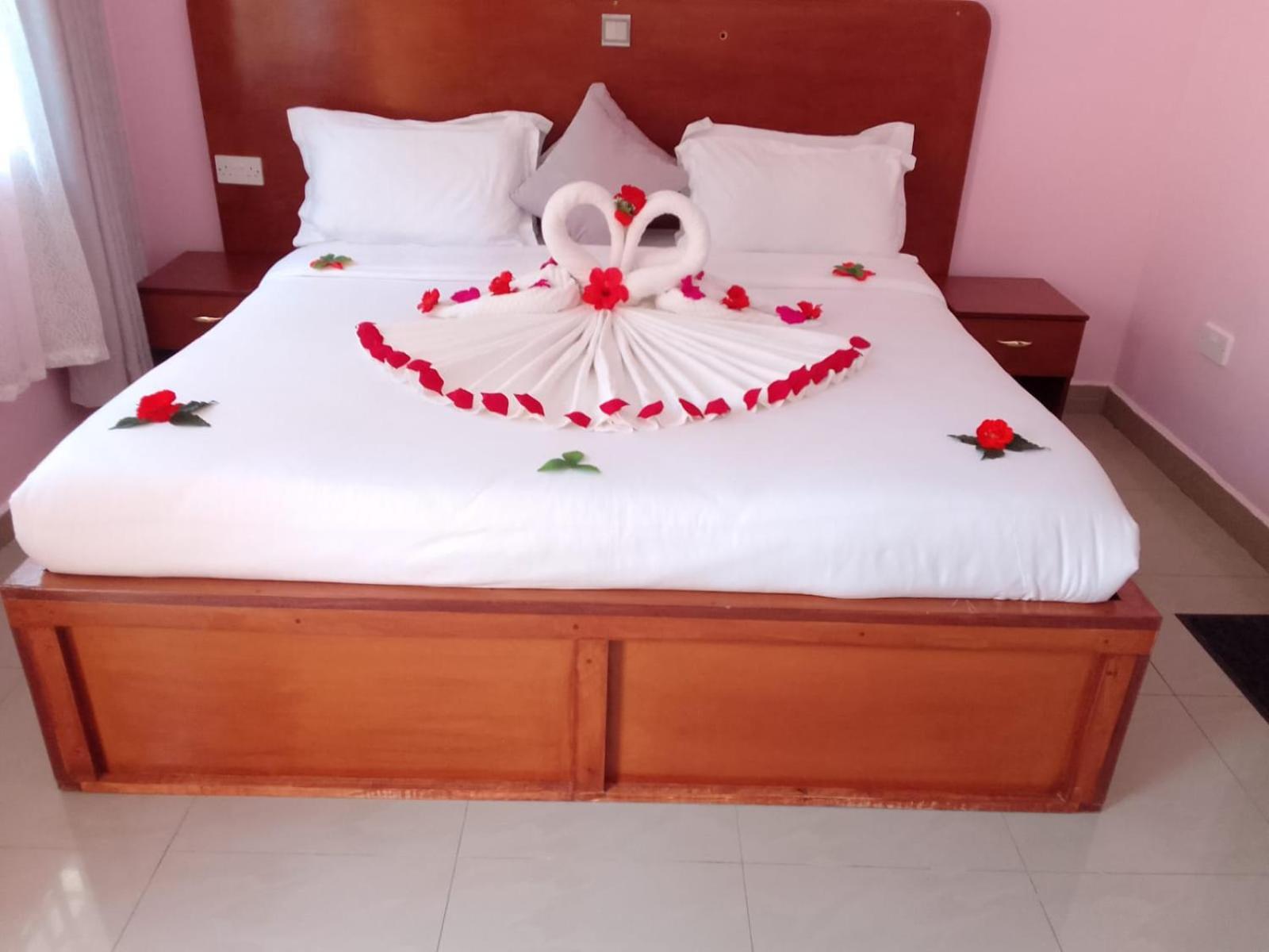 Juniper Park Resort Nyahururu Extérieur photo